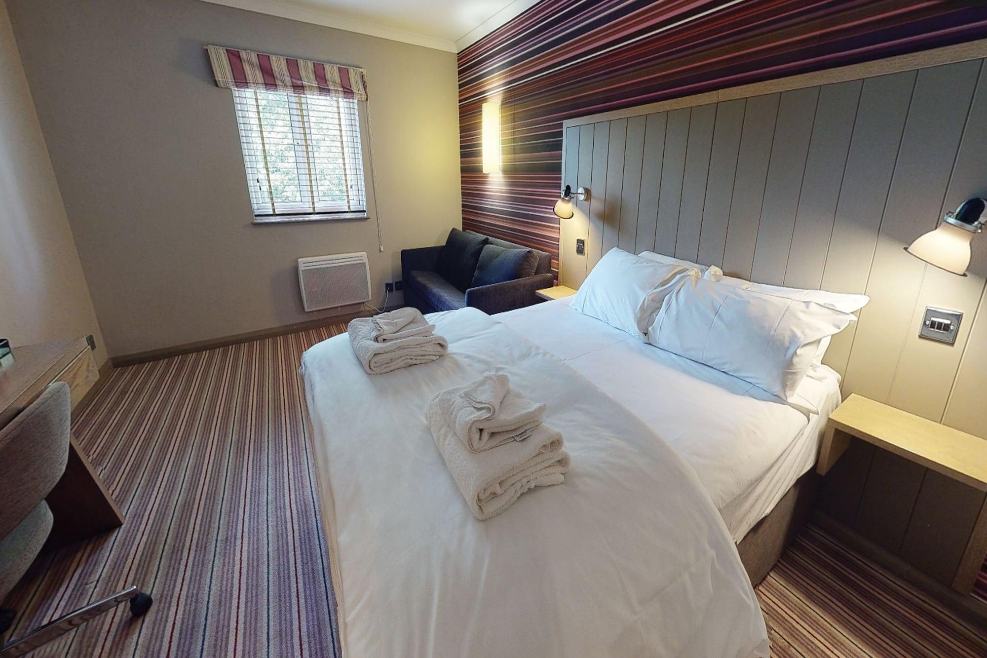 Village Hotel Coventry Exterior photo